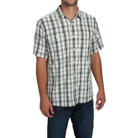 63%OFF メンズカジュアルシャツ 格子縞スポーツシャツ - ショートスリーブ（男性用） Plaid Sport Shirt - Short Sleeve (For Men)
